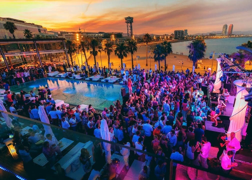 W-Hotel-e1536743457977